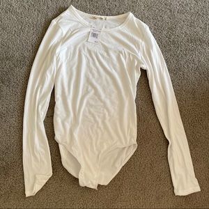 White long sleeve bodysuit